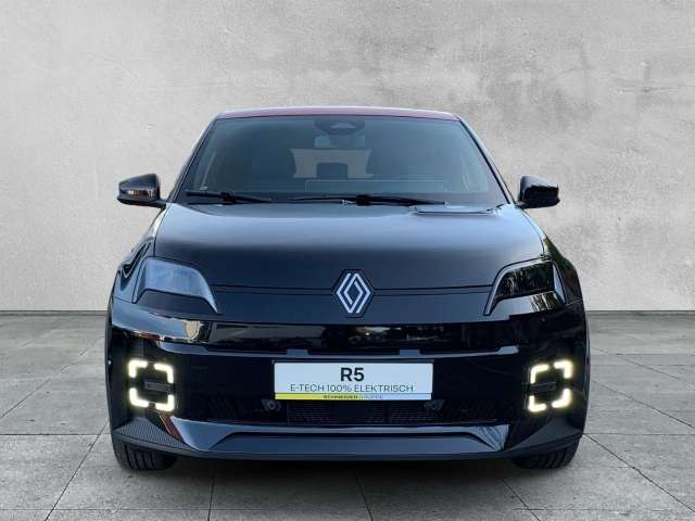 Fahrzeugbild eines Renault 5 E-TECH
