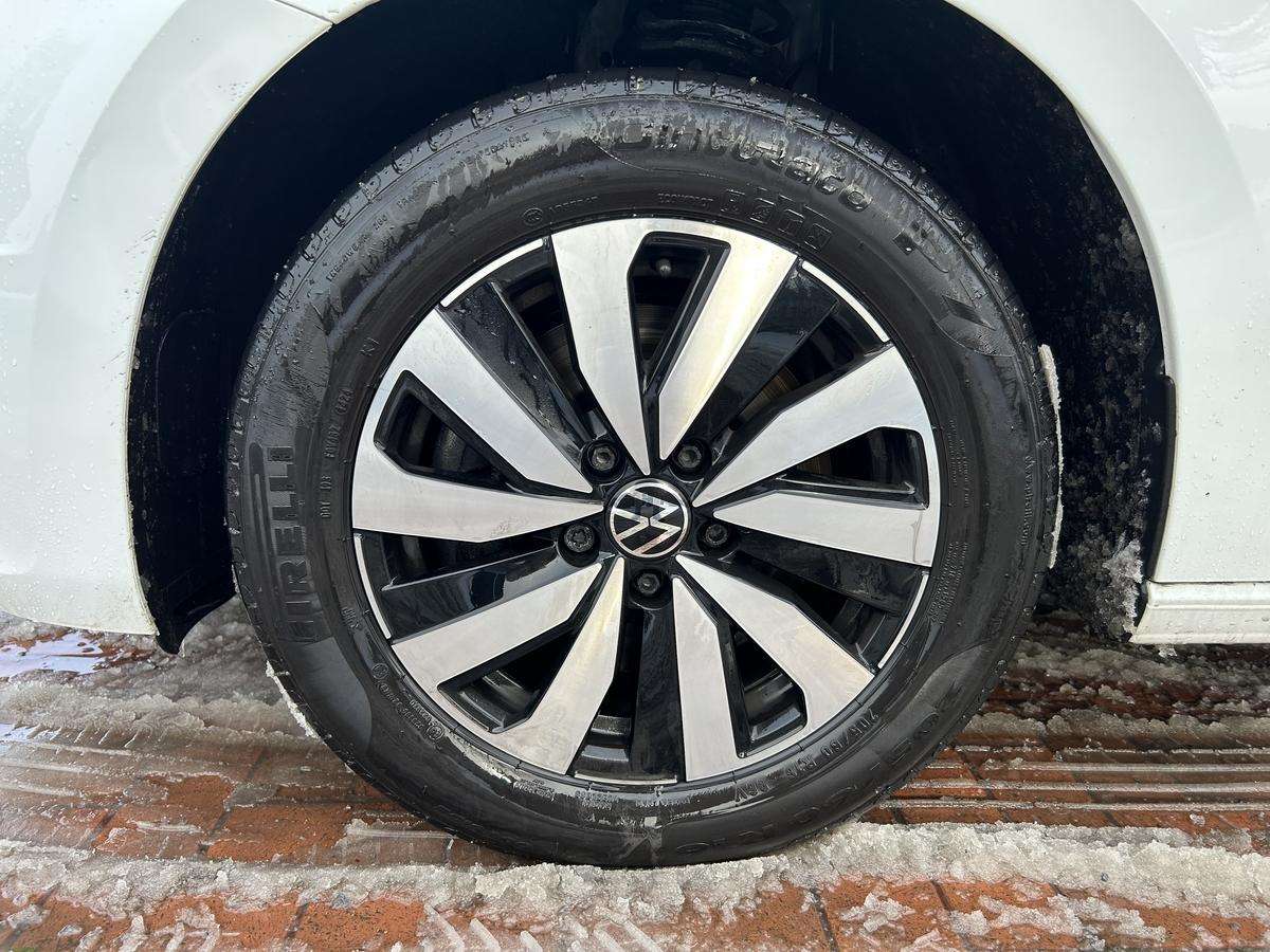 Fahrzeugbild eines Volkswagen Touran