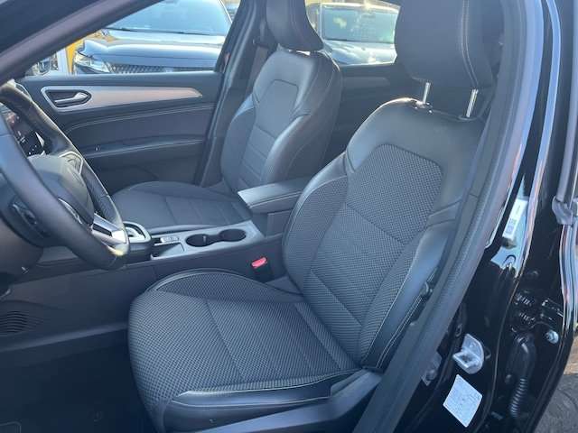 Fahrzeugbild eines Renault Arkana