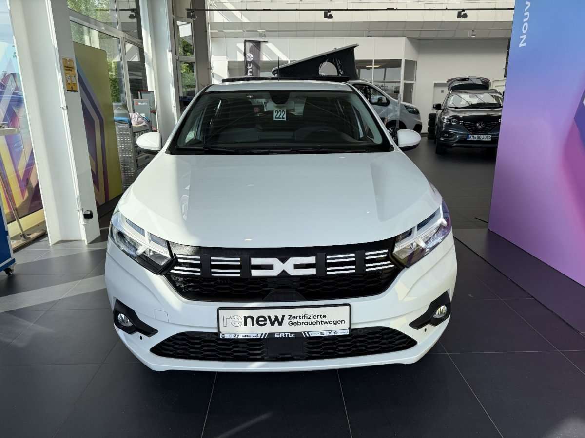 Fahrzeugbild eines Dacia Sandero