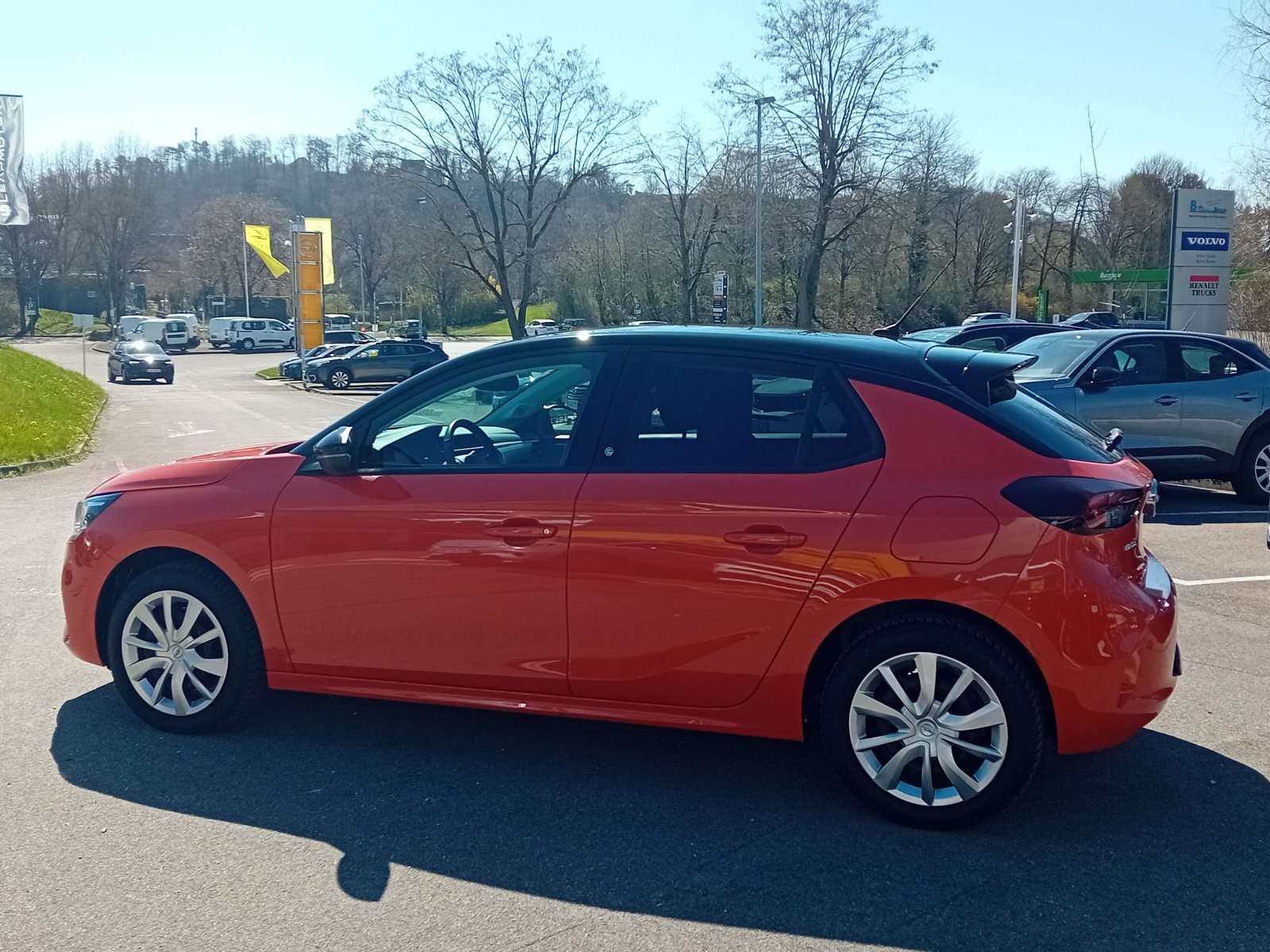 Fahrzeugbild eines Opel Corsa