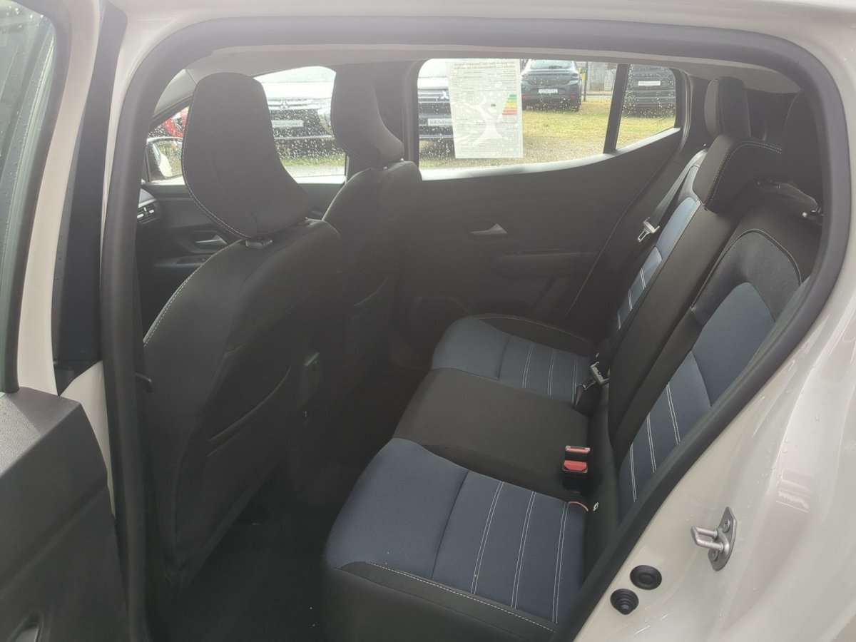Fahrzeugbild eines Dacia Sandero