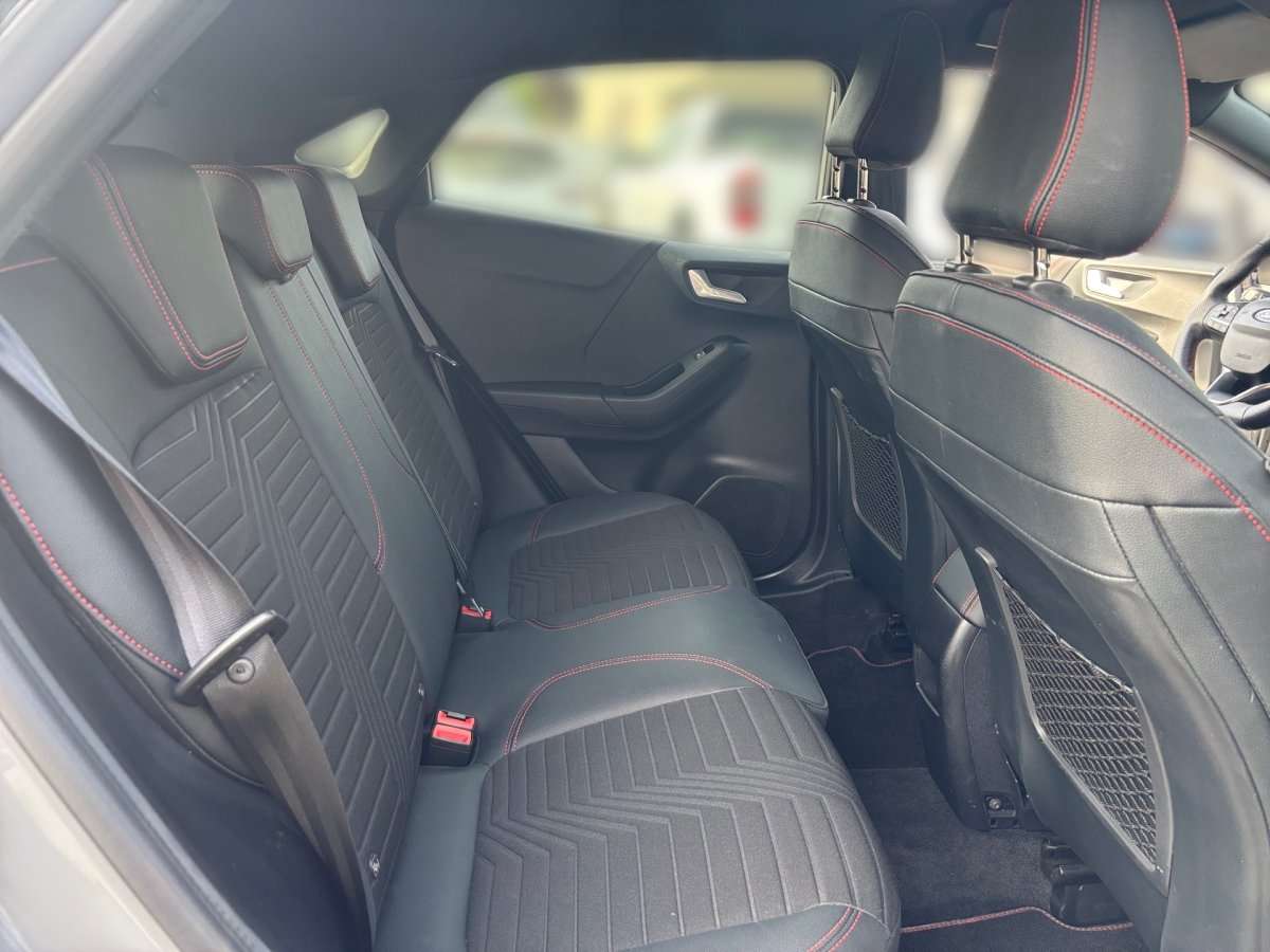 Fahrzeugbild eines Ford Puma