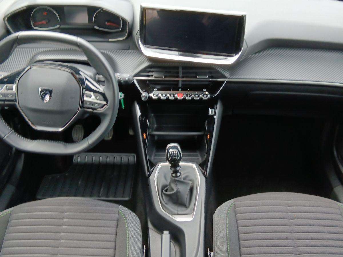Fahrzeugbild eines Peugeot 2008