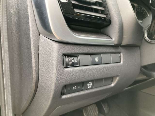 Fahrzeugbild eines Nissan X-TRAIL