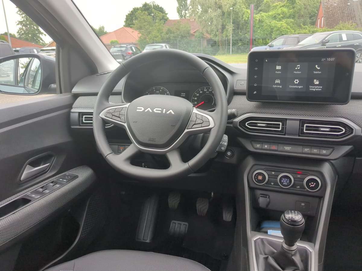 Fahrzeugbild eines Dacia Sandero