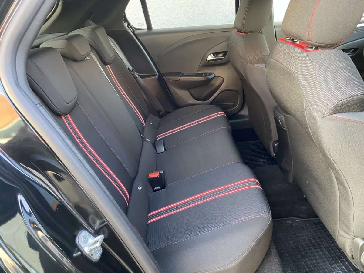 Fahrzeugbild eines Opel Corsa