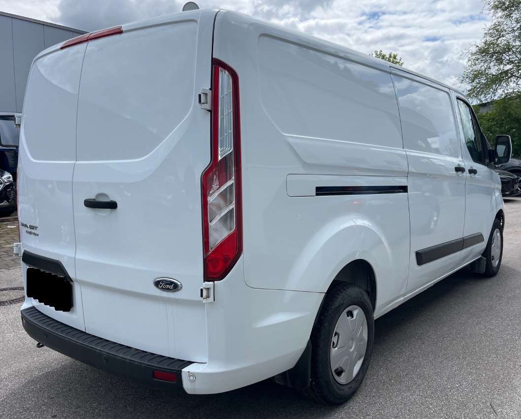 Fahrzeugbild eines Ford Transit Custom