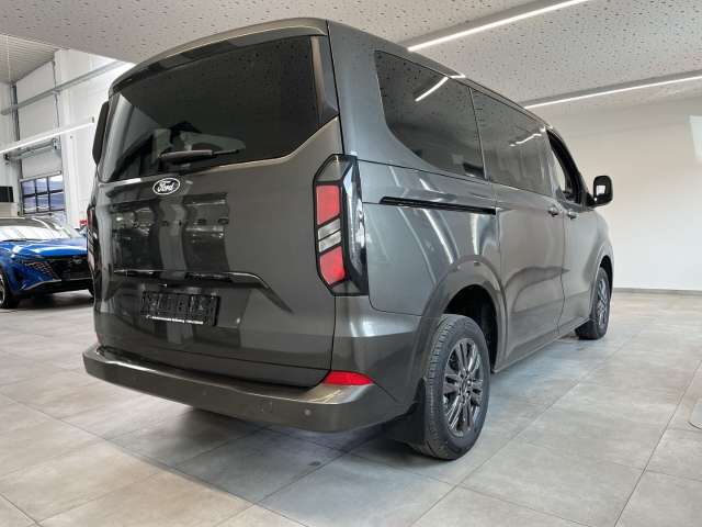Fahrzeugbild eines Ford Tourneo Custom