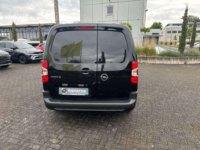 Fahrzeugbild eines Opel Combo Electric