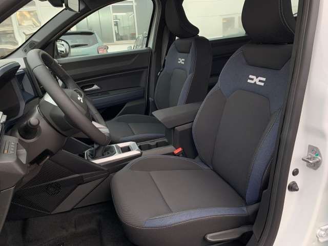 Fahrzeugbild eines Dacia Bigster