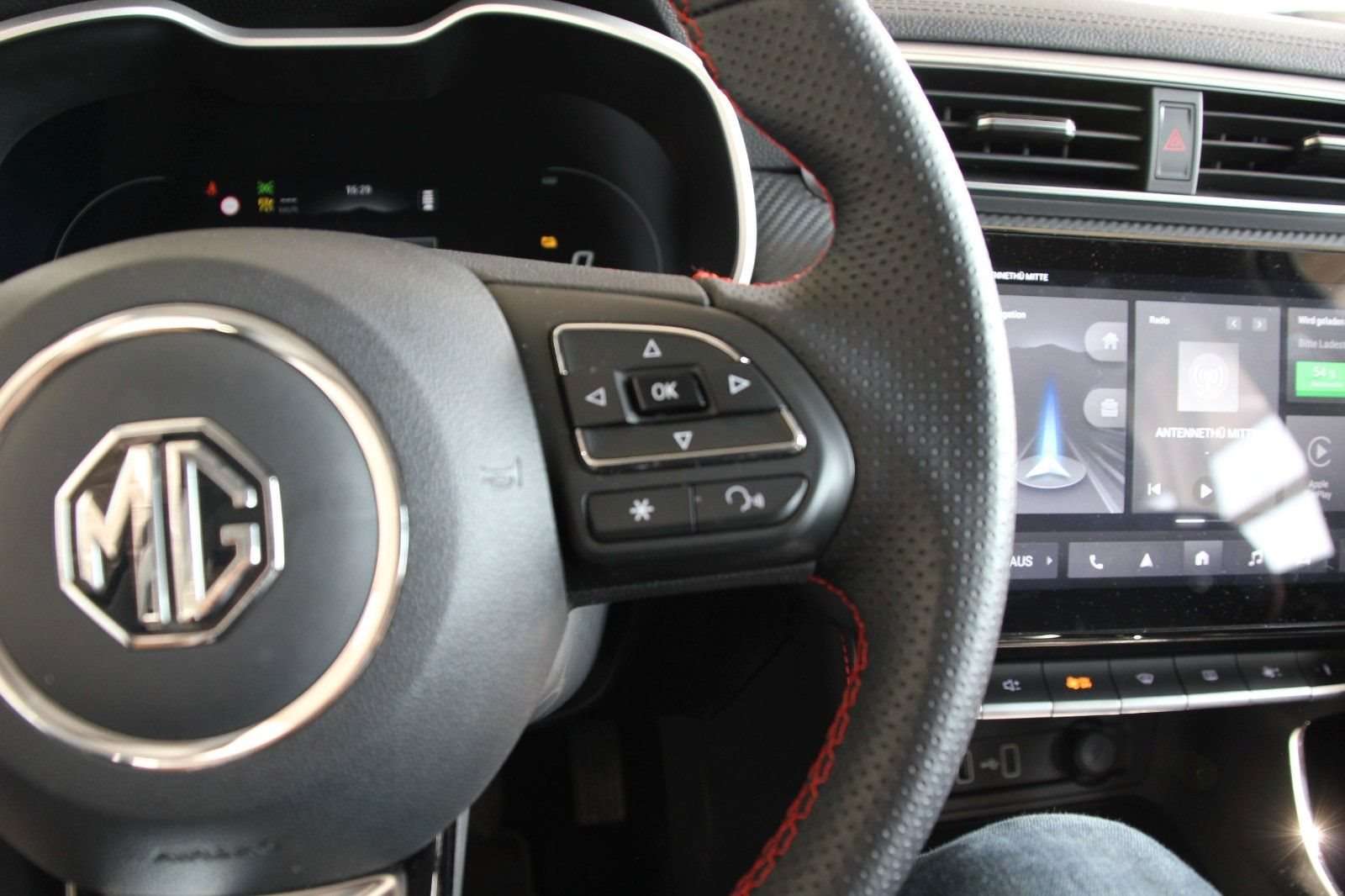 Fahrzeugbild eines MG ZS