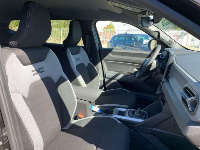 Fahrzeugbild eines Dacia Duster