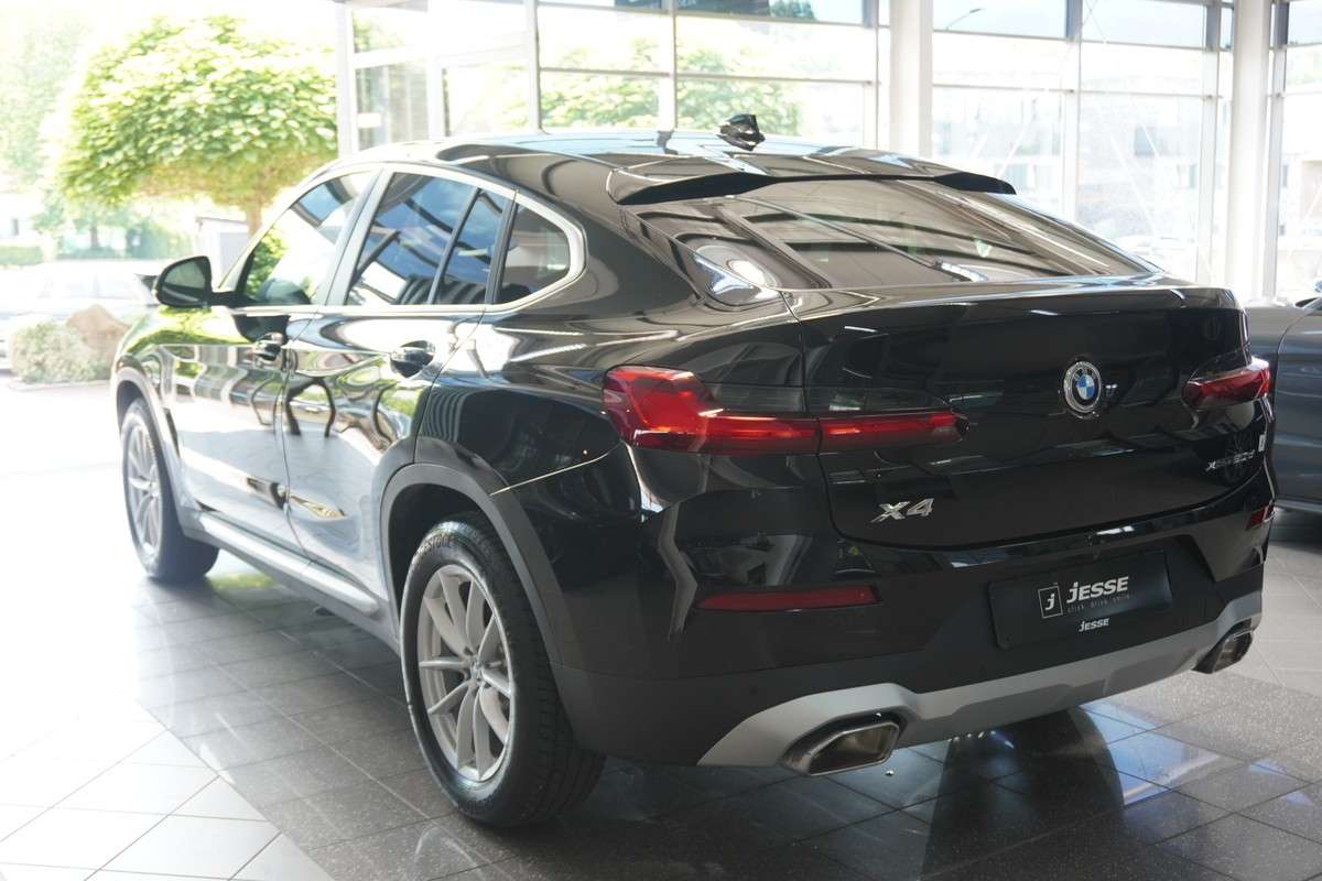 Fahrzeugbild eines BMW X4