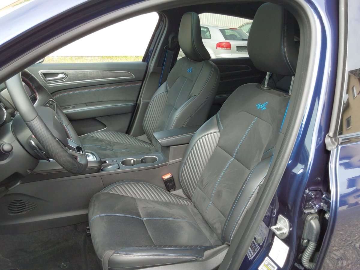 Fahrzeugbild eines Renault Arkana