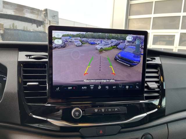 Fahrzeugbild eines Ford Transit