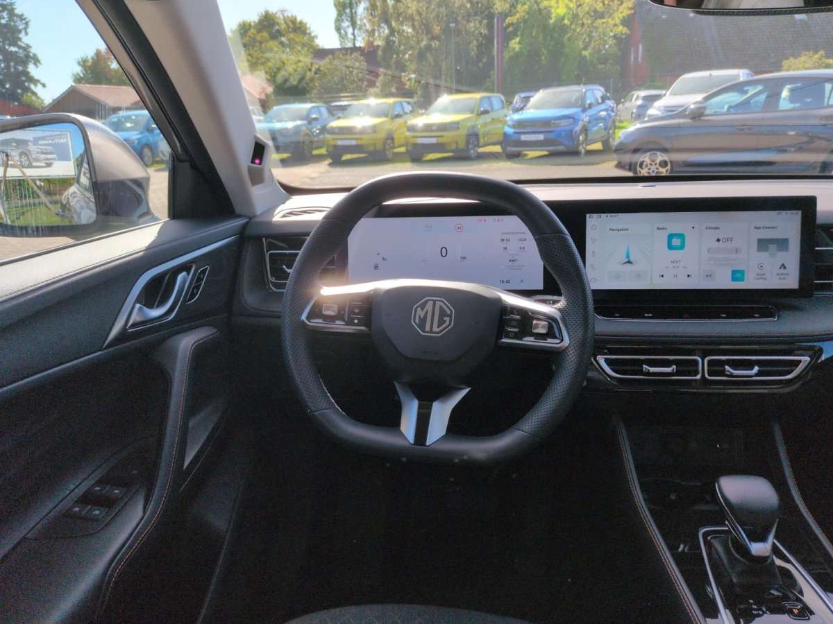 Fahrzeugbild eines MG HS