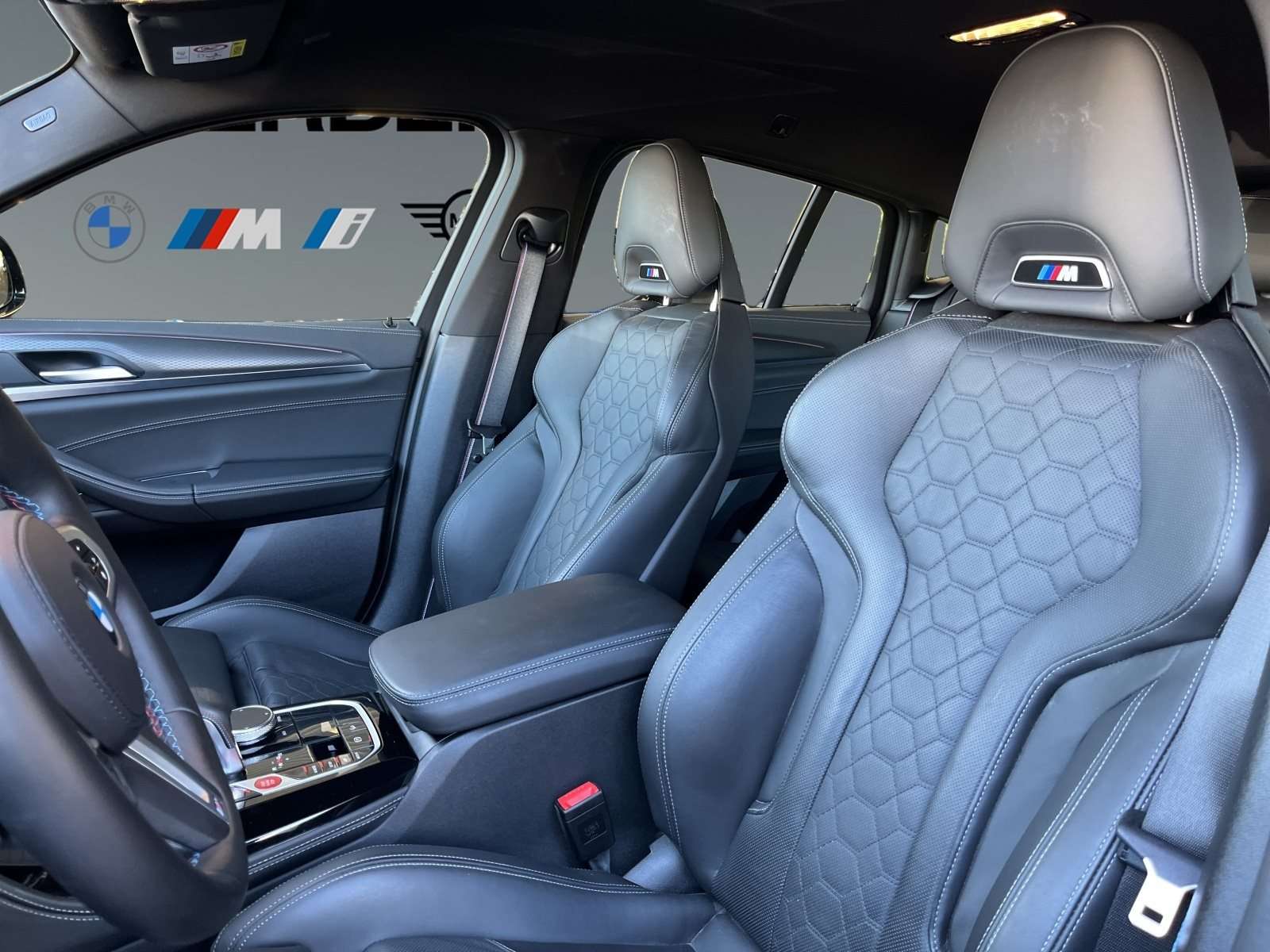 Fahrzeugbild eines BMW X4