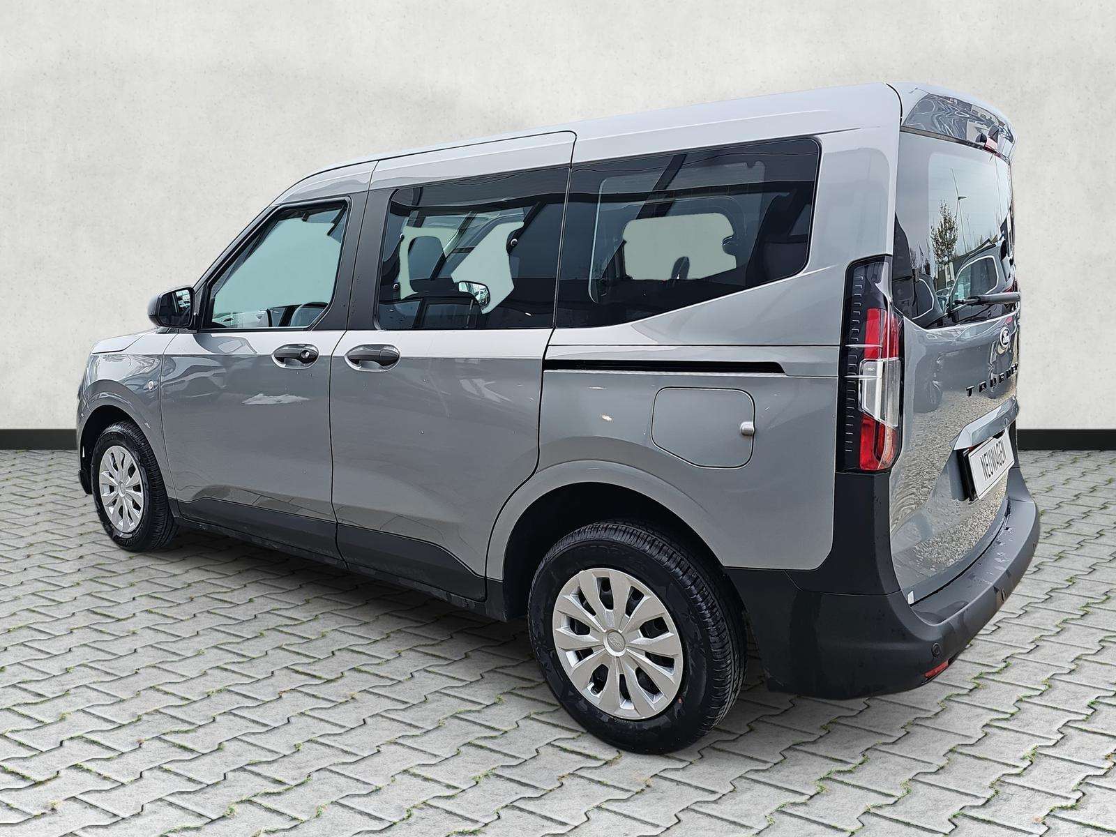 Fahrzeugbild eines Ford Tourneo Courier