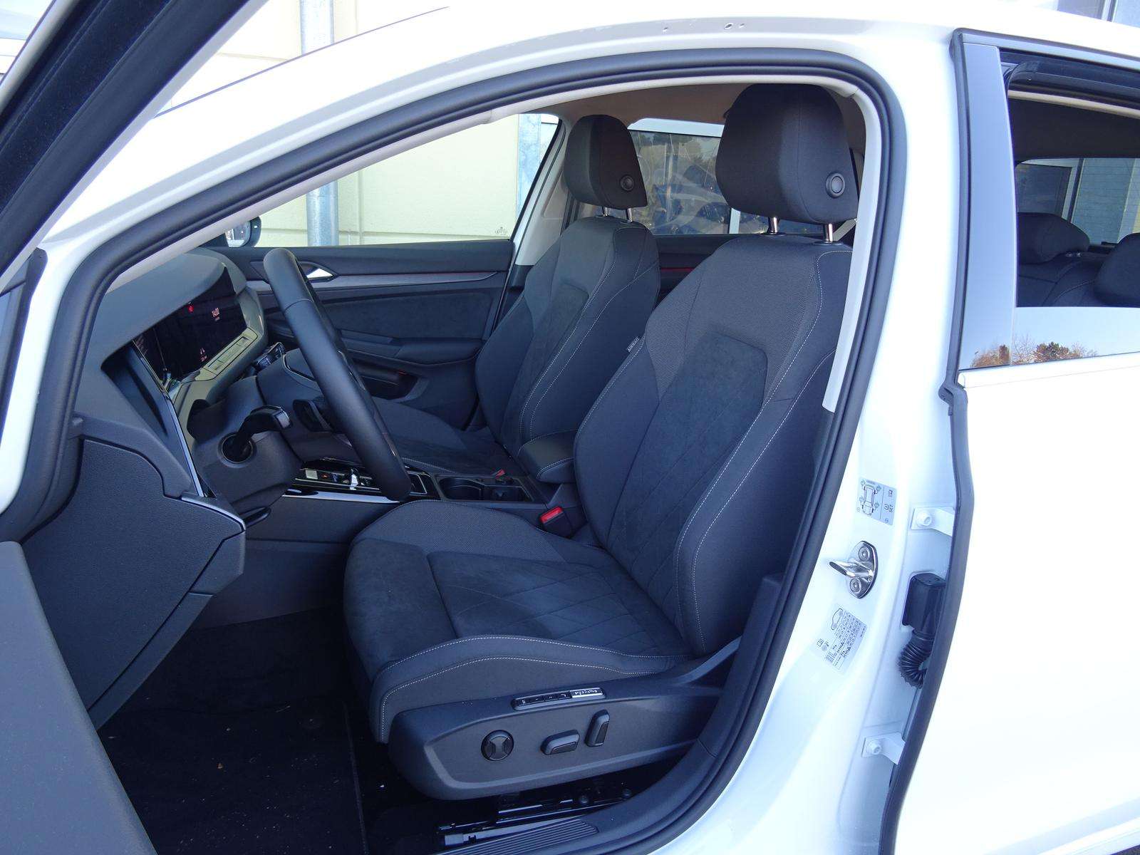 Fahrzeugbild eines Volkswagen Golf