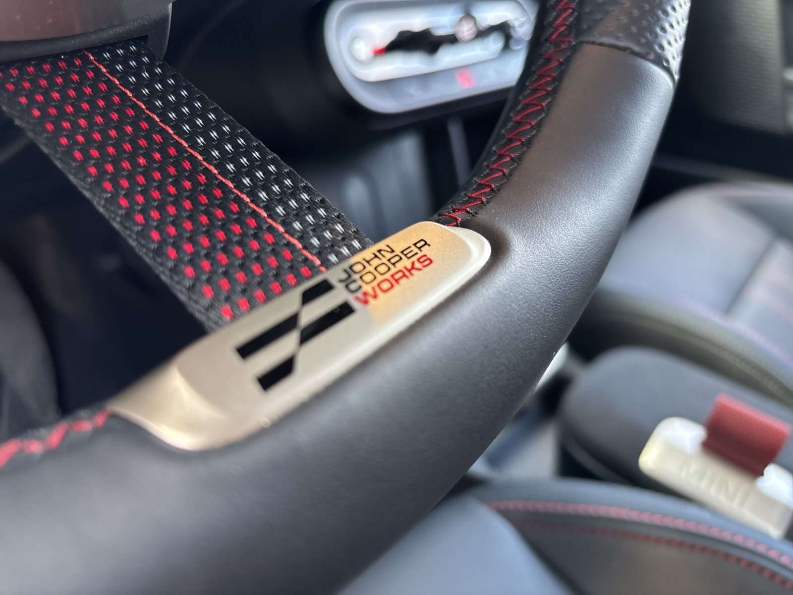Fahrzeugbild eines MINI COOPER