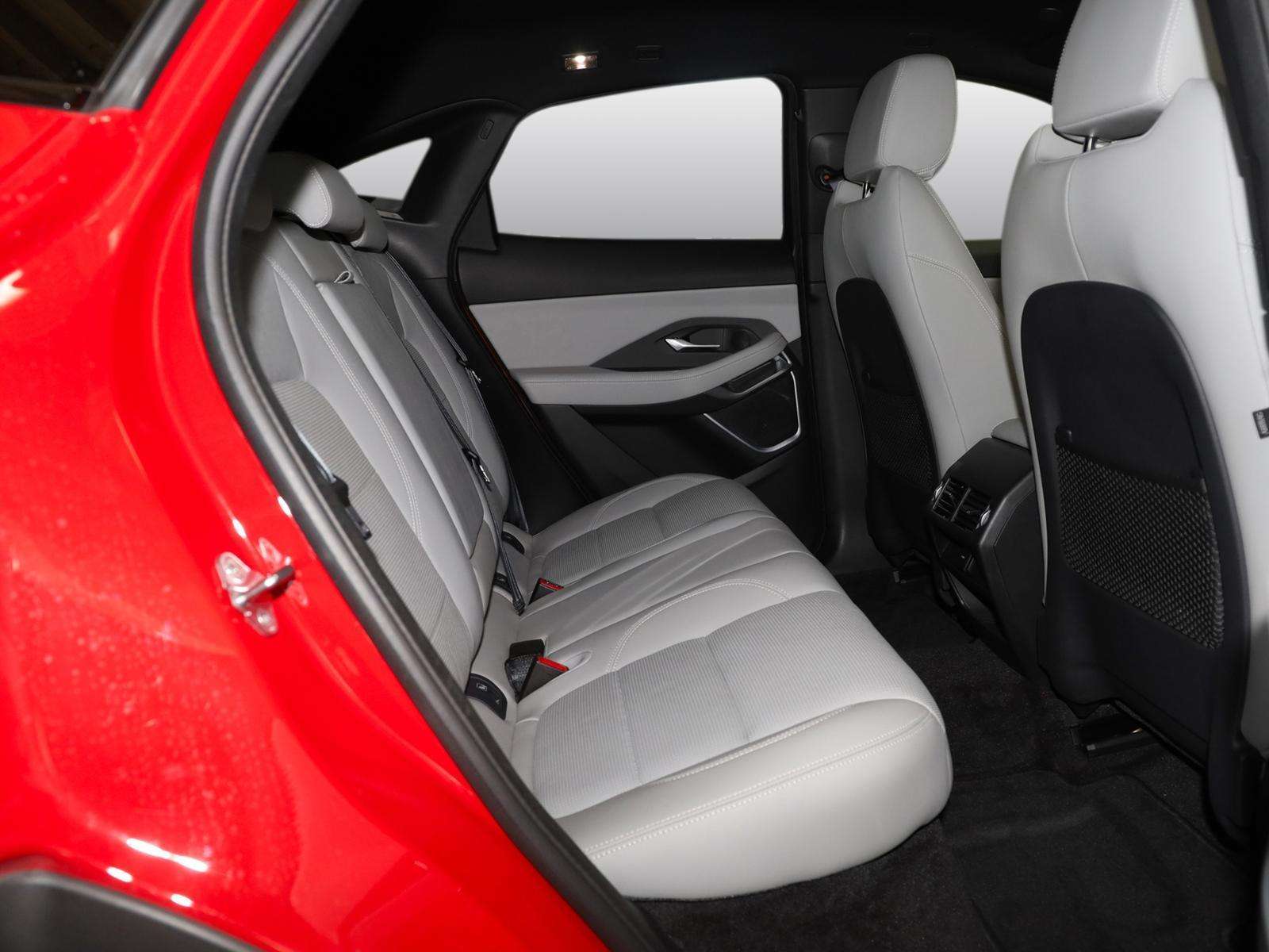 Fahrzeugbild eines Jaguar E-PACE