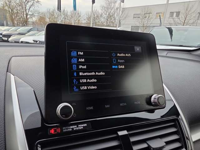 Fahrzeugbild eines Mitsubishi Eclipse Cross