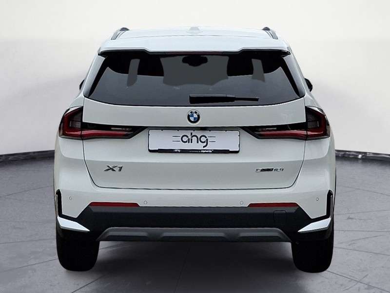 Fahrzeugbild eines BMW X1