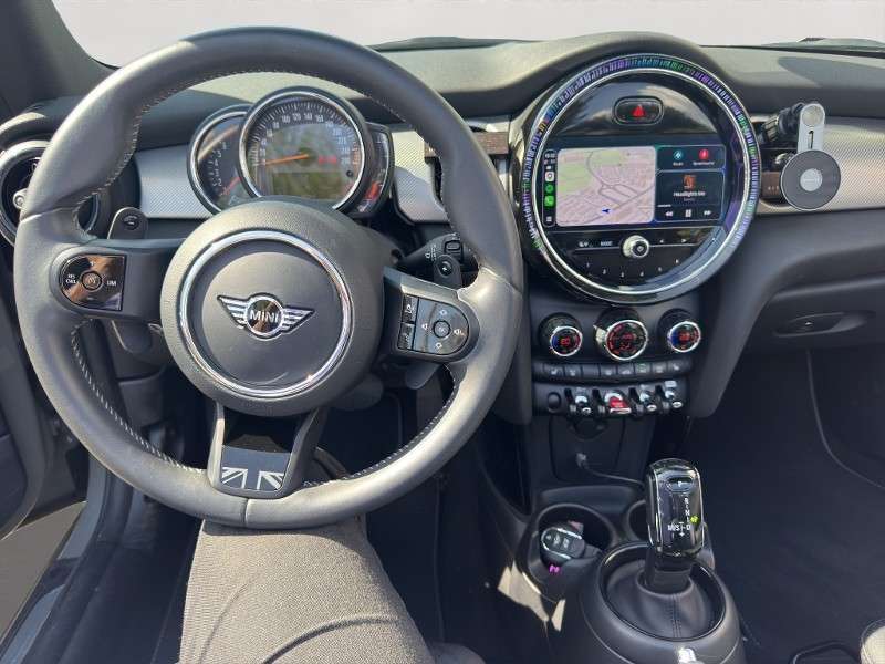 Fahrzeugbild eines MINI COOPER