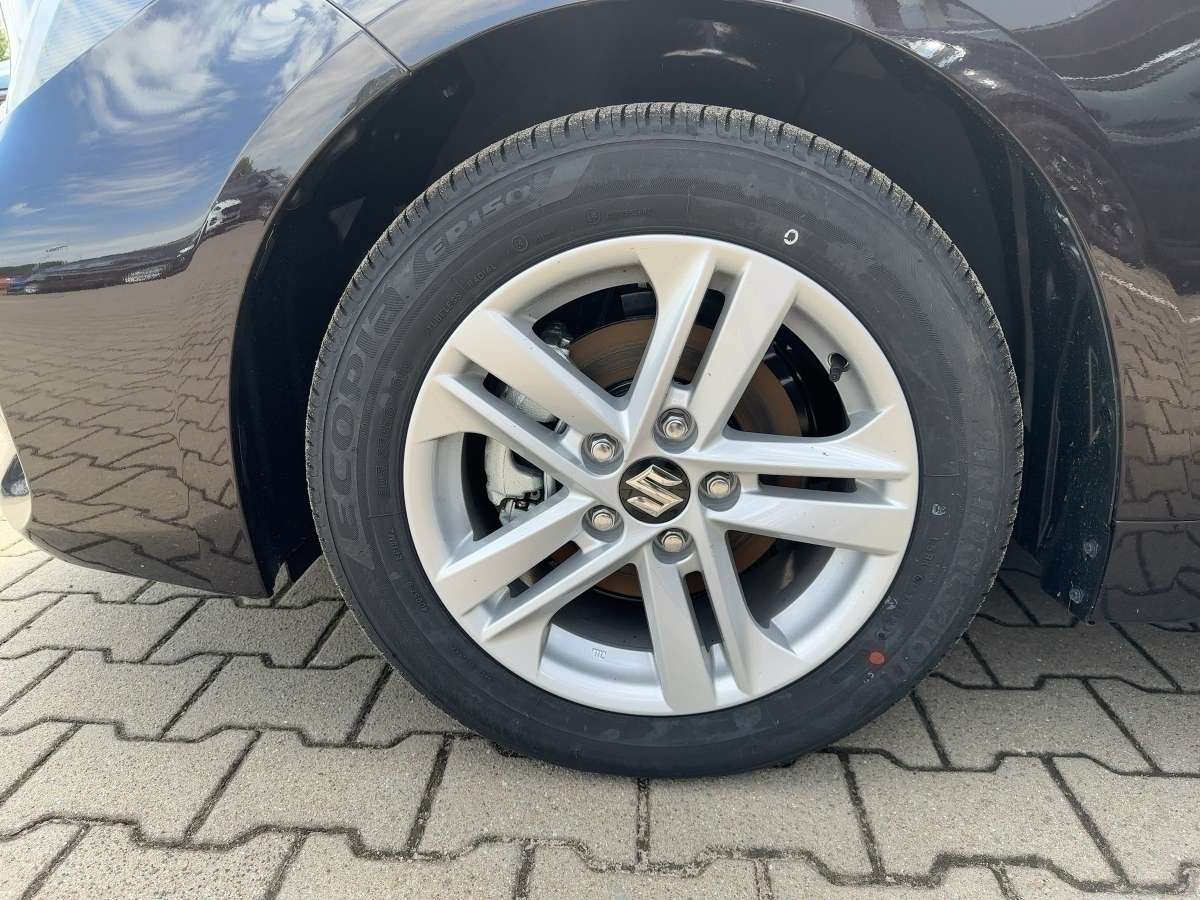 Fahrzeugbild eines Suzuki Swace