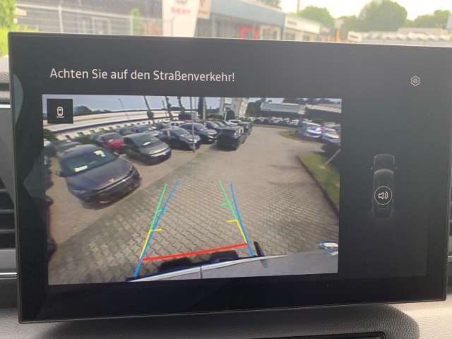 Fahrzeugbild eines Renault Master