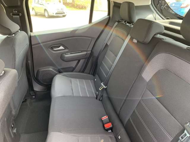 Fahrzeugbild eines Dacia Sandero