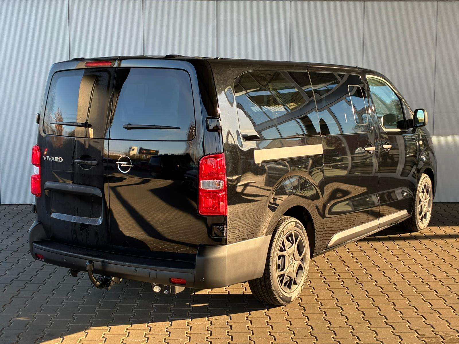 Fahrzeugbild eines Opel Vivaro