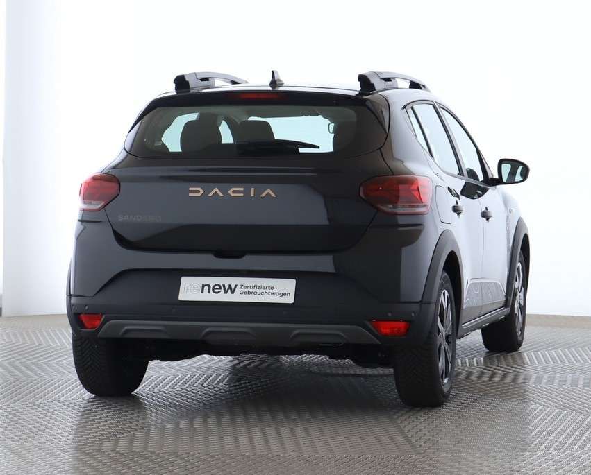 Fahrzeugbild eines Dacia Sandero