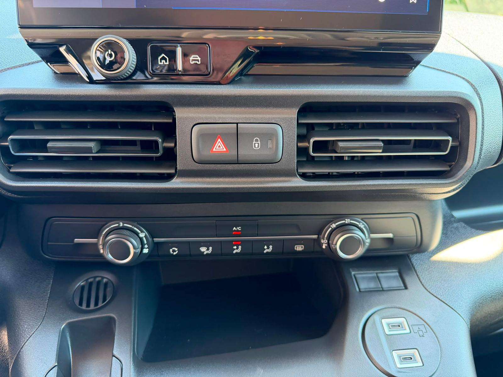 Fahrzeugbild eines Opel Combo Life