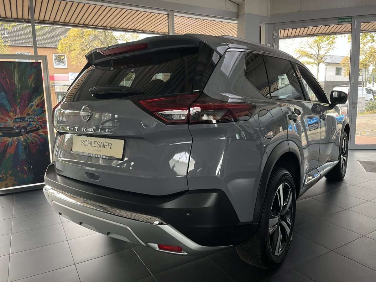 Fahrzeugbild eines Nissan X-TRAIL