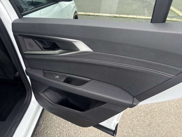 Fahrzeugbild eines Renault Rafale