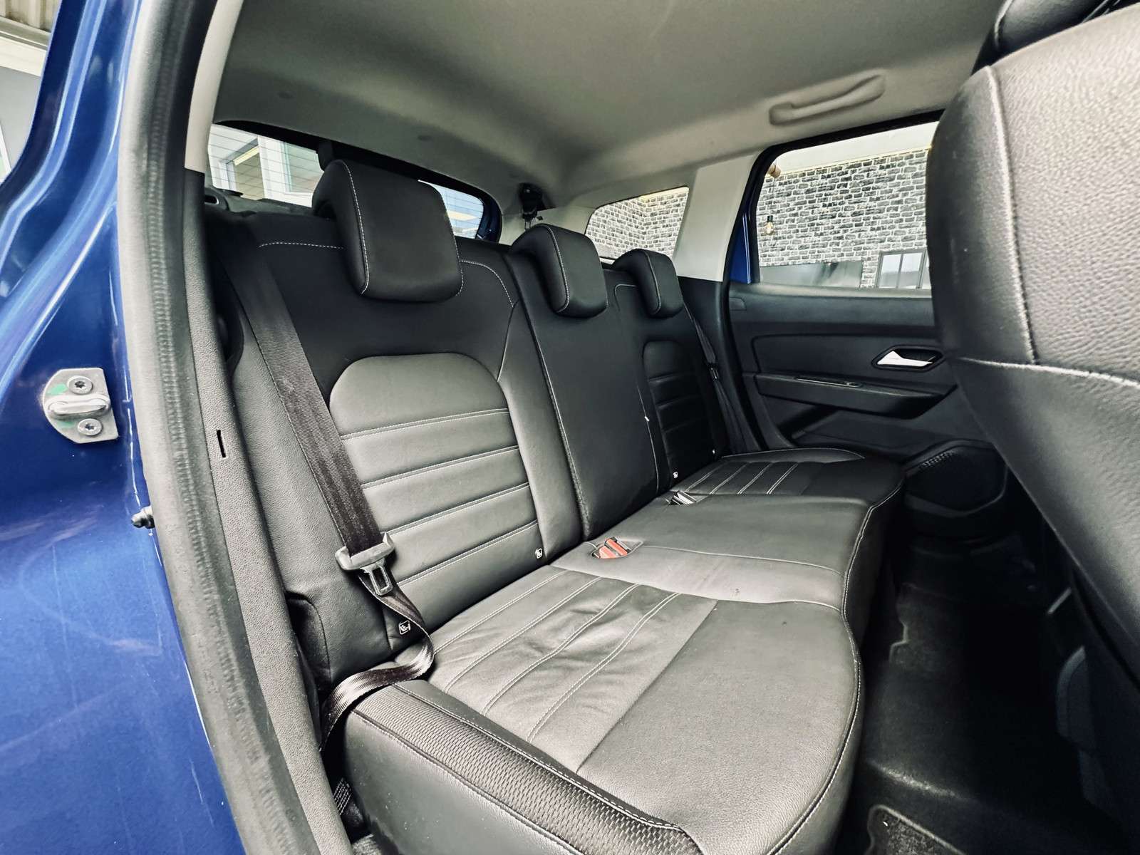 Fahrzeugbild eines Dacia Duster