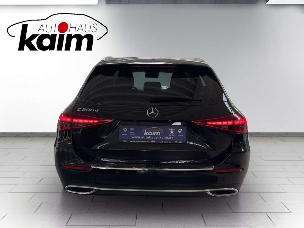Fahrzeugbild eines Mercedes-Benz C-Klasse
