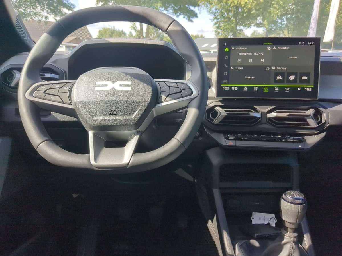 Fahrzeugbild eines Dacia Bigster