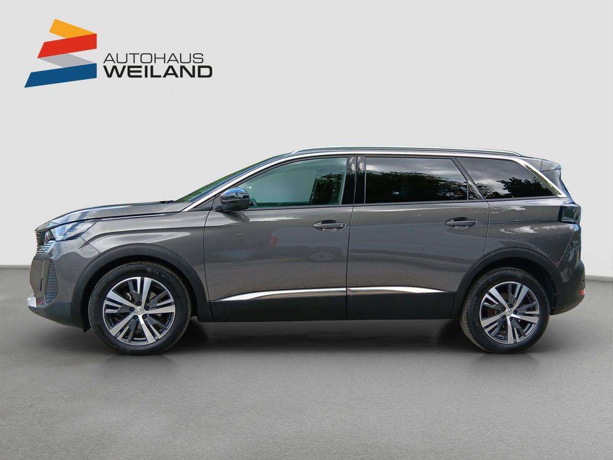 Fahrzeugbild eines Peugeot 5008