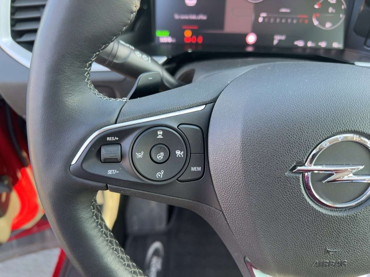 Fahrzeugbild eines Opel Grandland X