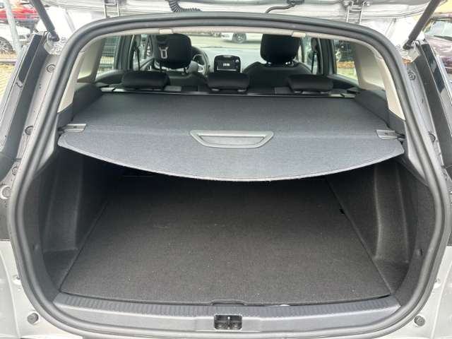 Fahrzeugbild eines Renault Clio