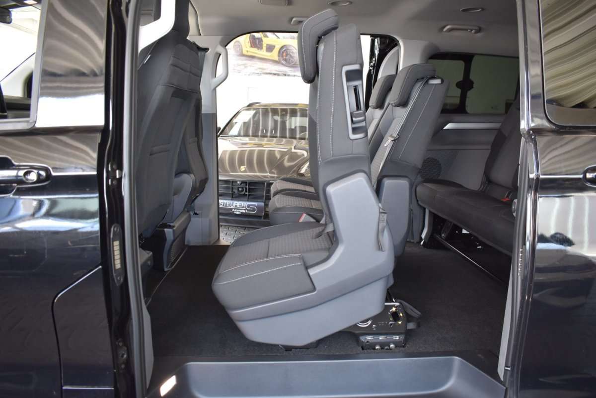 Fahrzeugbild eines Volkswagen Caravelle
