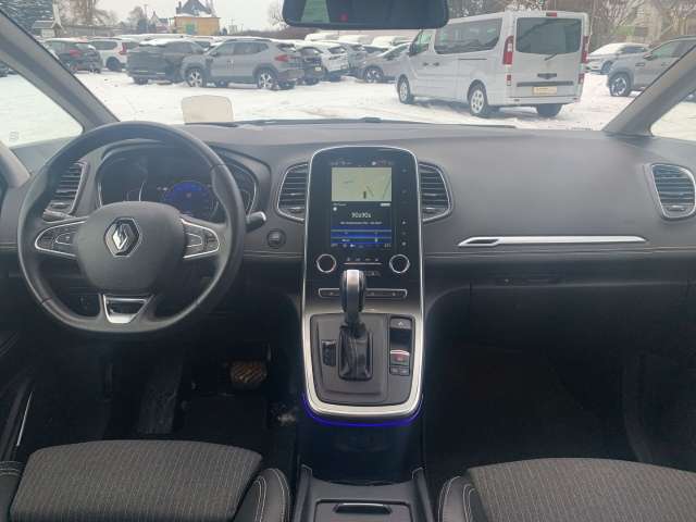 Fahrzeugbild eines Renault Grand Scénic