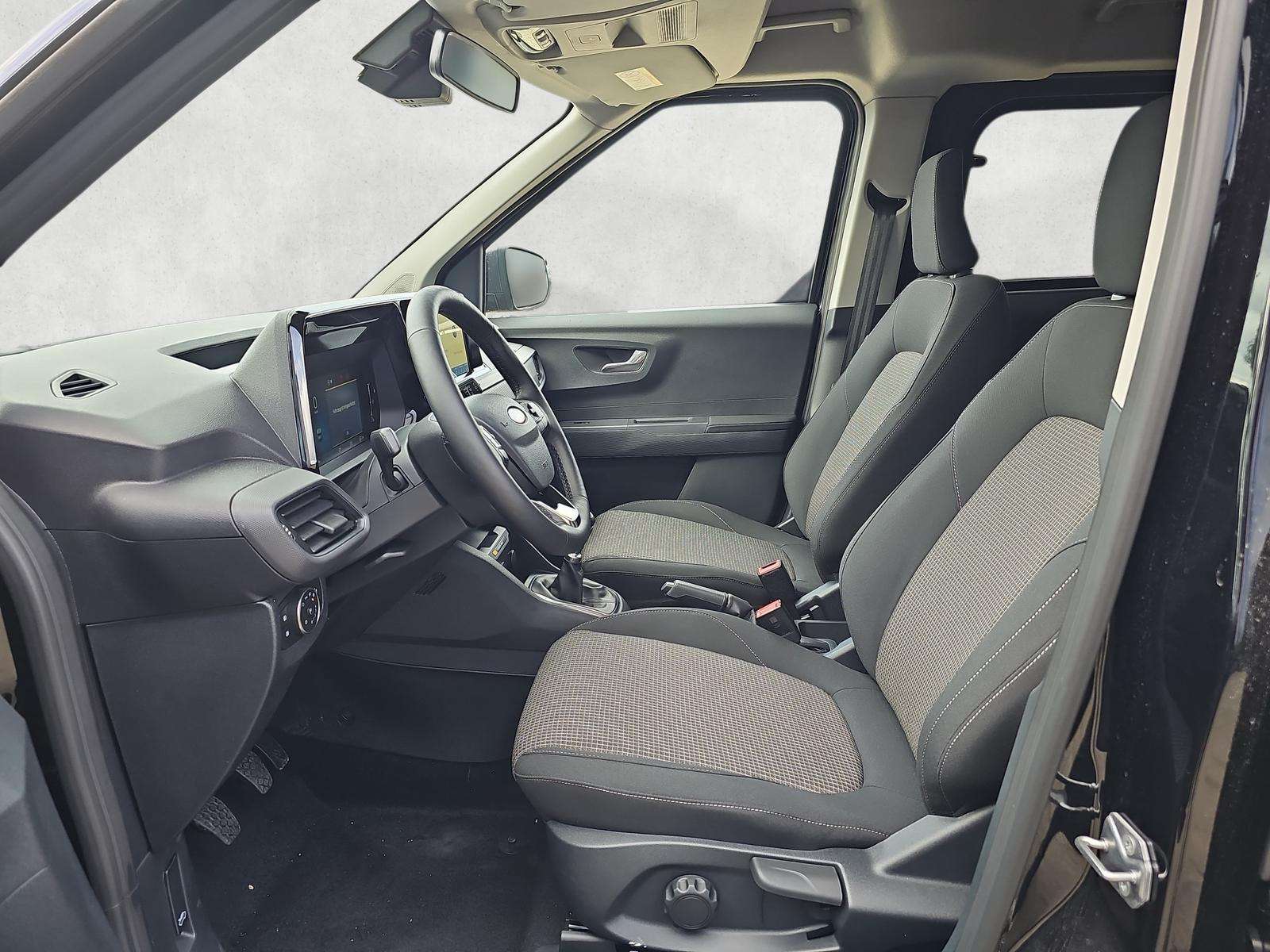 Fahrzeugbild eines Ford Tourneo Courier
