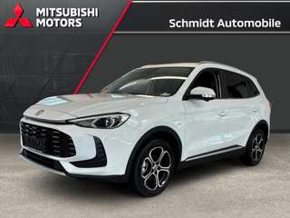 Schräge Frontansicht auf einen MG ZS , freigestellt