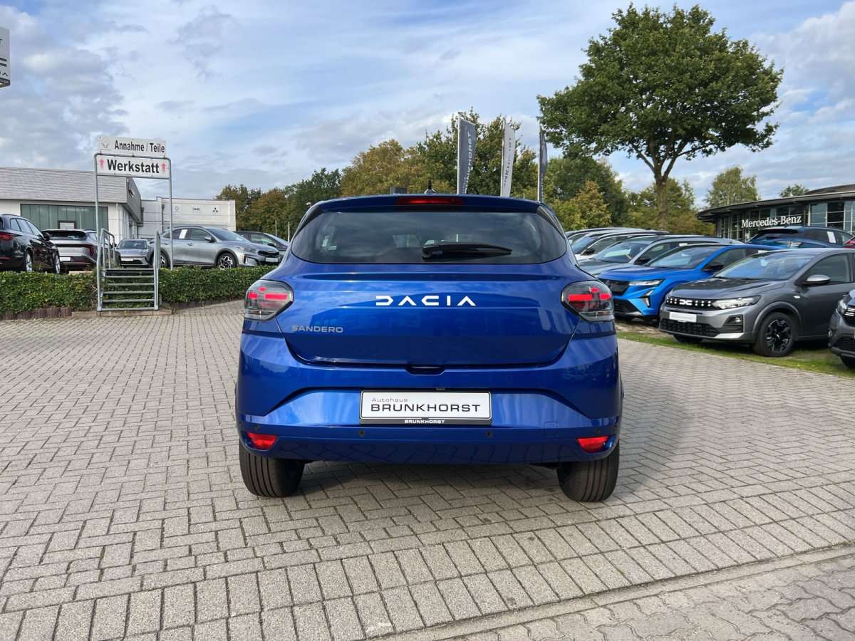 Fahrzeugbild eines Dacia Sandero