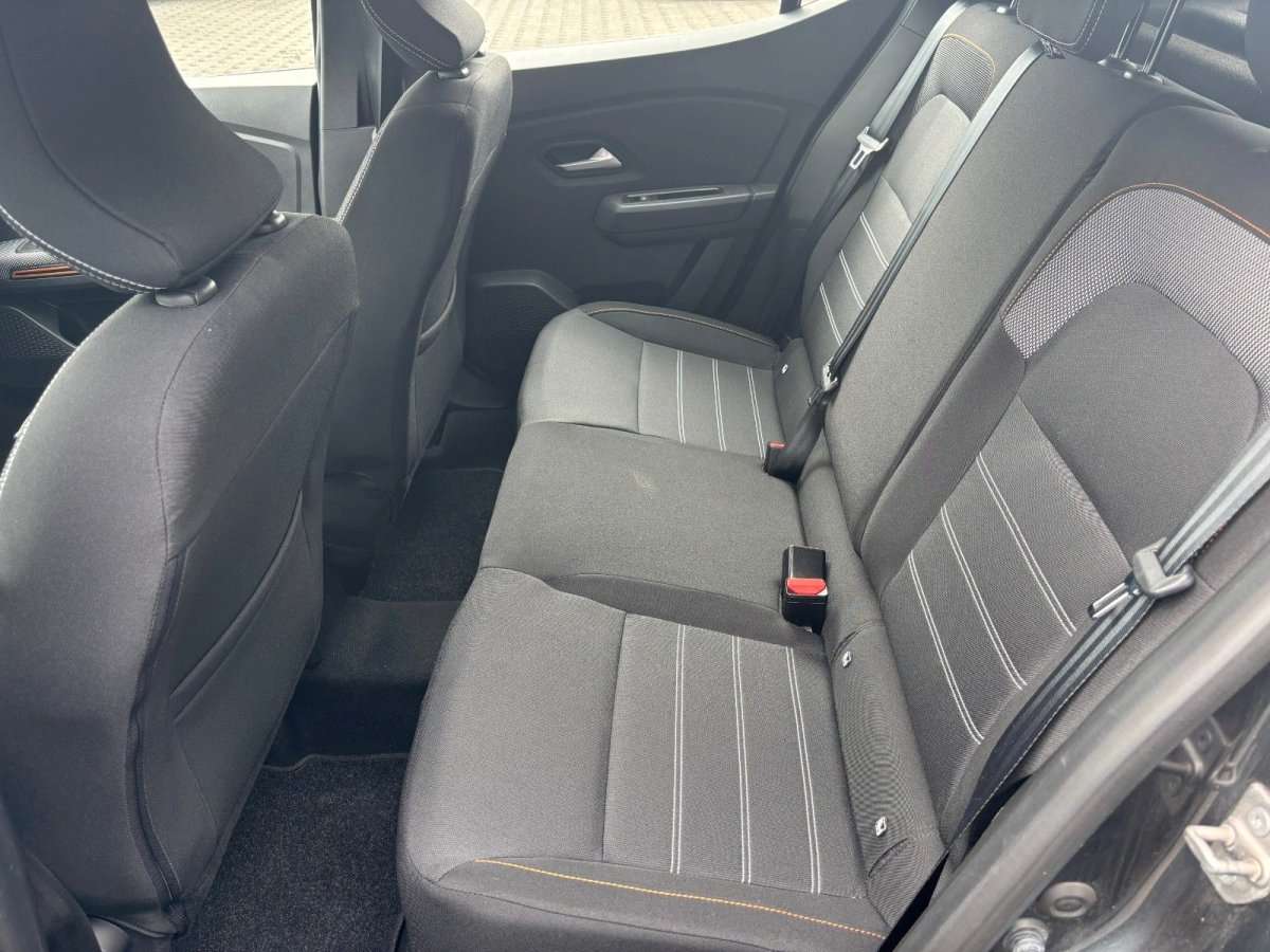 Fahrzeugbild eines Dacia Sandero