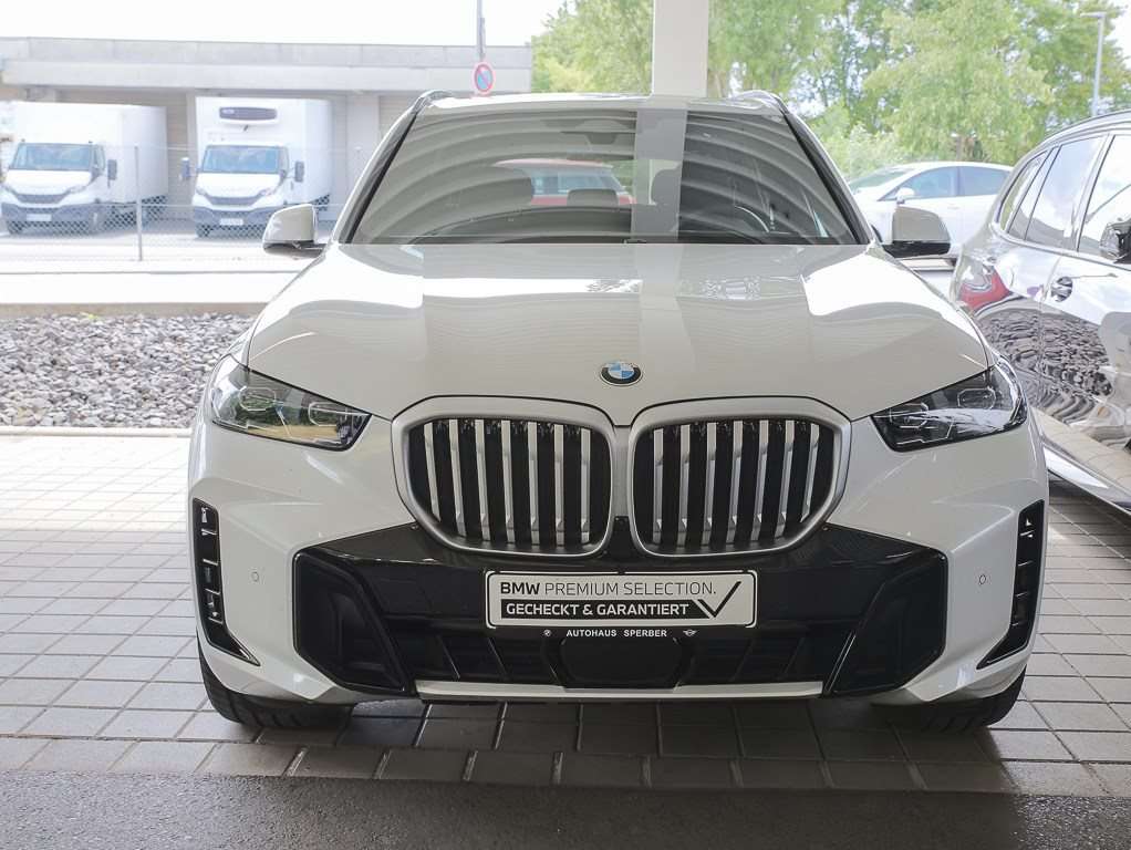 Fahrzeugbild eines BMW X5